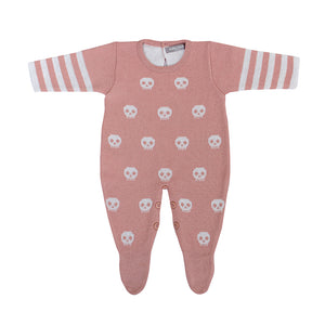 Macacão Rosa de Tricot com Estampa de Caveirinhas